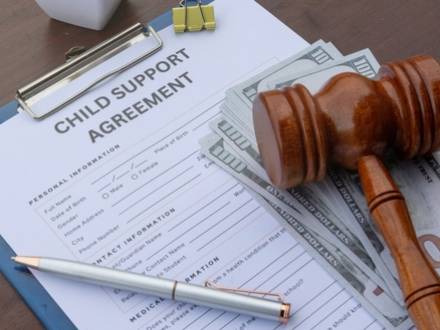 Pewaukee, WI child support lawyer